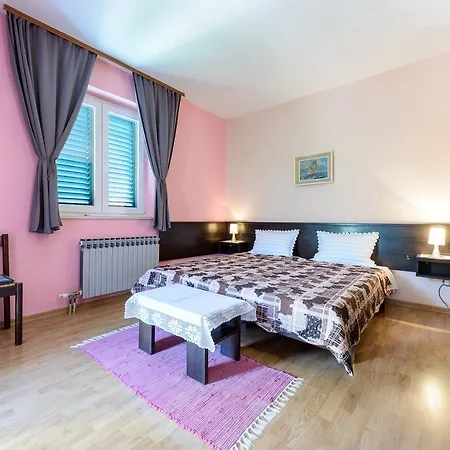 Guest house Lucia