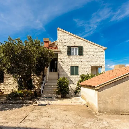 Guest house Lucia